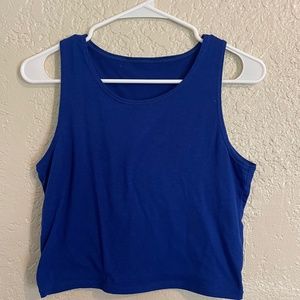 ETHOS Size Medium Blue Crop Top